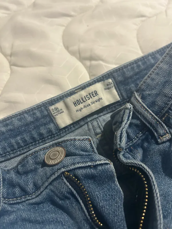 Hollister Jeans - Image 2
