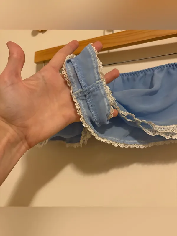 Victoria's Secret Blue and White Lace Trim Sleep Shorts size Small - Image 6