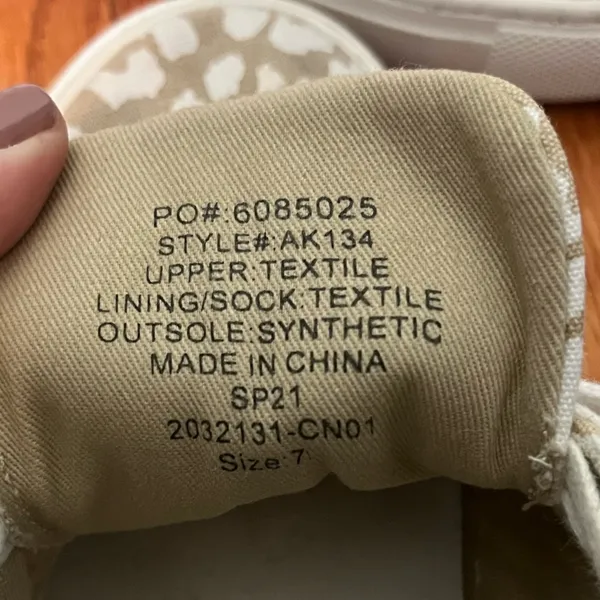 J. CREW Factory Women's Lace Up Tennis/Sneakers NWT Size 9M - Image 9