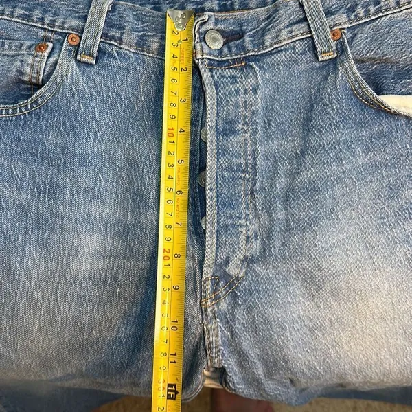 LEVIS 501/93 Button Fly Denim Waist: 34, Inseam: 27 inches - Image 4