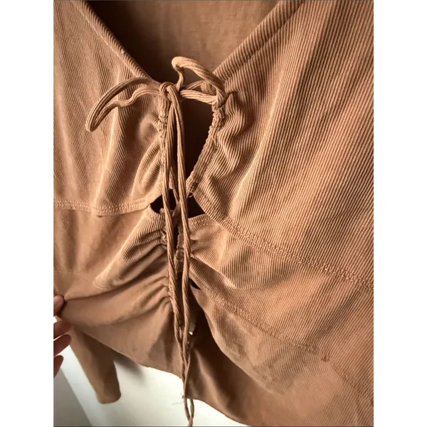 Urban Outfitters Brown Ribbed Ruched Tie Front Long Sleeve Top - Image 3