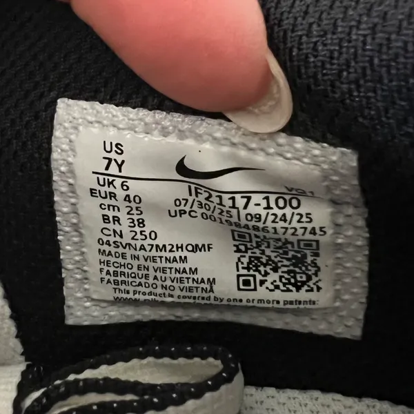 New NIKE LEGO Dunk Low GS 'Sail' - Image 9
