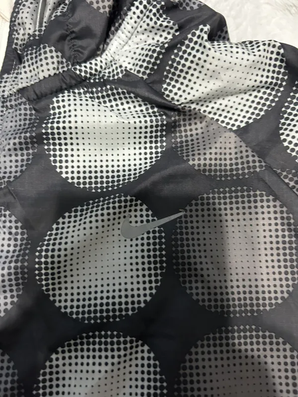 Nike Windbreaker - Image 2