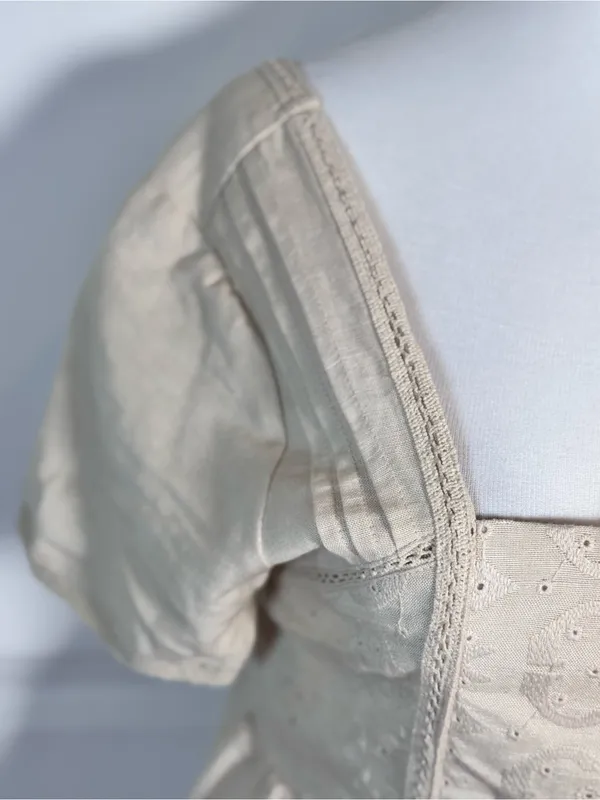 Midnight sky Cream Linen Blend Eyelet Peplum Top S Square Neck Cottagecore Coquette Prairie - Image 3