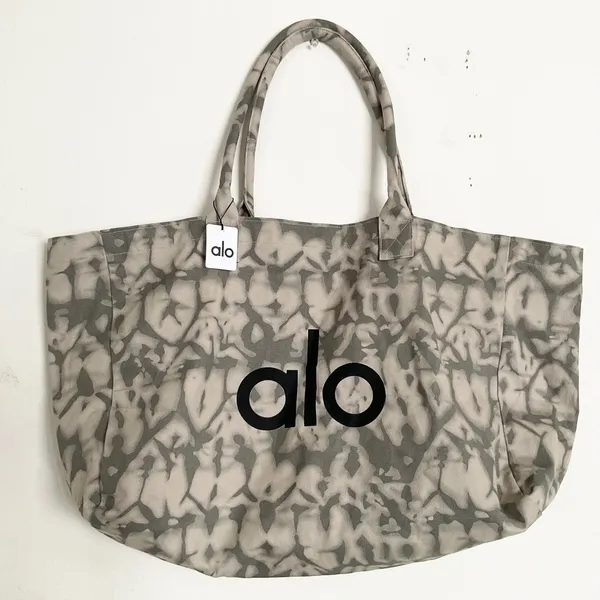 Alo Yoga Grey Tie Dye Shopper Tote Bag - Image 2
