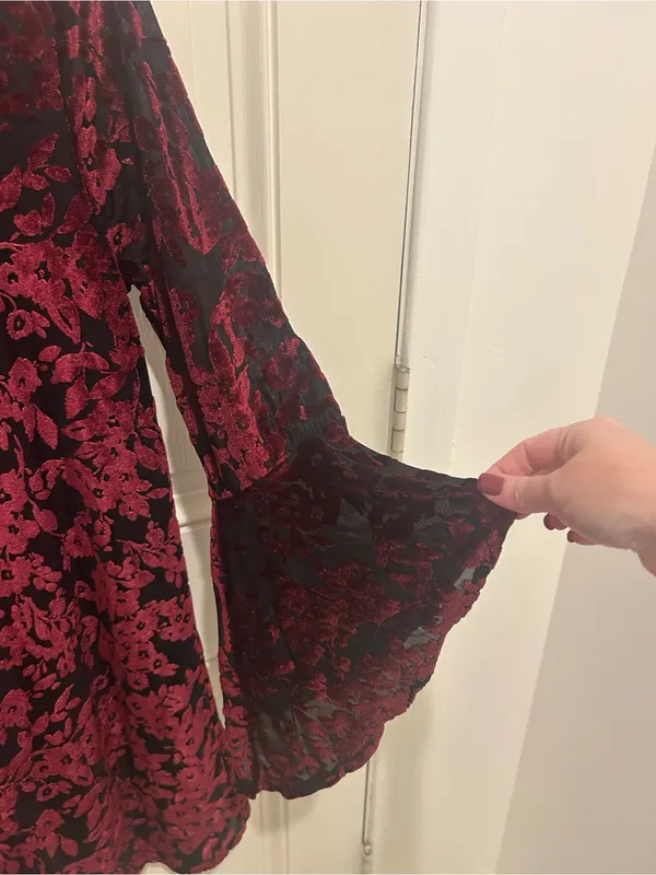 Women's Red Velvet Burnout Floral Dress - Image 3