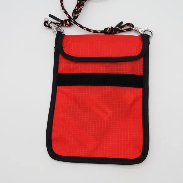 Hunter Orginal Packable Womens Phone Pouch Arc Red Crossbody Strap Travel - Image 4