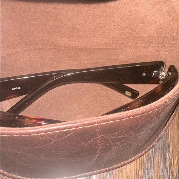 FOSSIL Brown Leather sunglasses with Sunglasses Case - Image 3