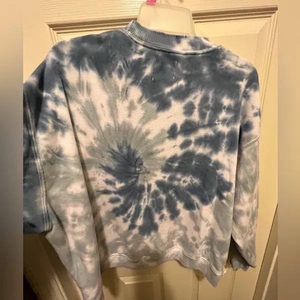 American Eagle Tie Dye oversized Sweatshirt. - Image 4