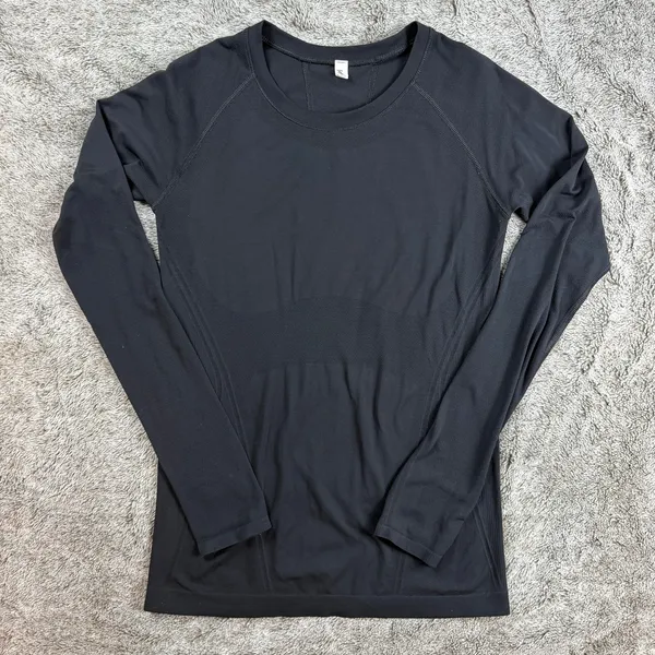Athleta Momentum Seamless Long Sleeve Women's Small - Image 2
