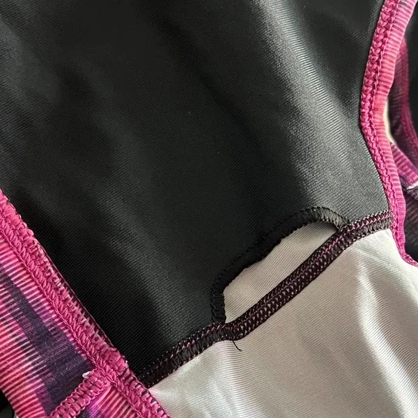BCG (M) Pink Gradient Racerback Sports Bra Tru‑Wick Fabric Removable Pad Area - Image 7