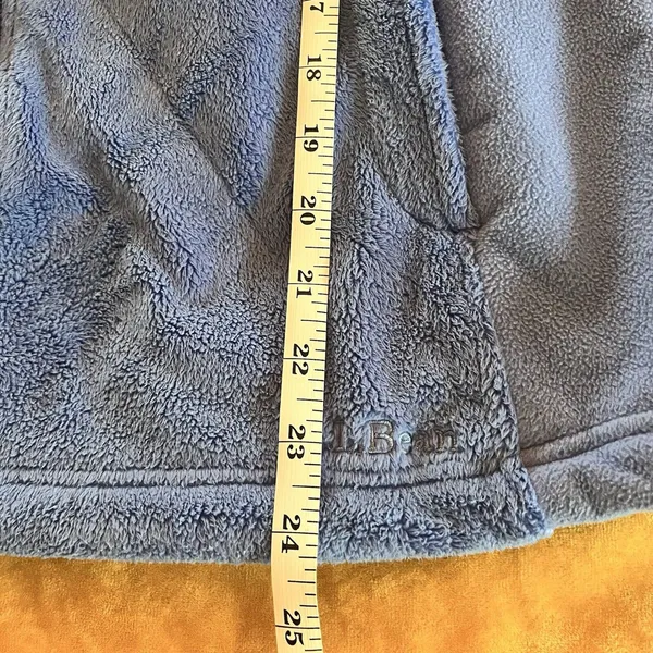 L.L Bean Womens Medium Zip Up Long Sleeve Fleece Jacket Blue Floral EUC - Image 4