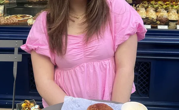 Old Navy Ruffle Sleeve Top - Image 3