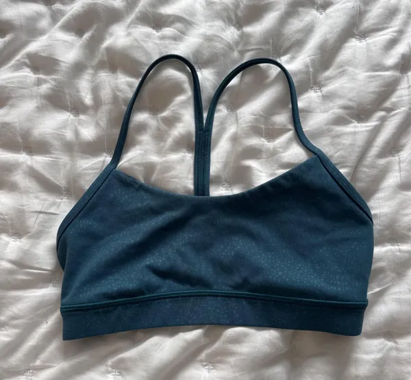 Flow Y Lululemon Sports Bra - Image 2