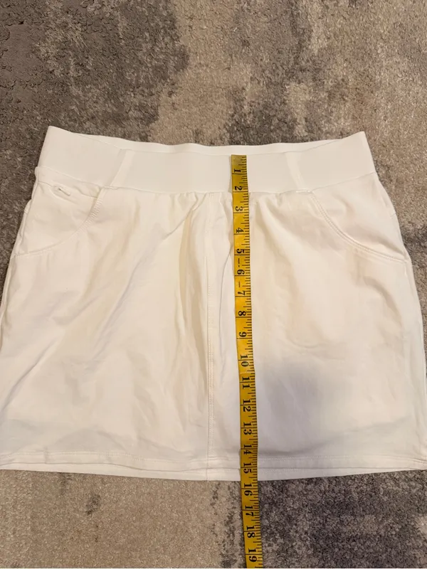 Columbia Golf White A-Line Skirt  with Pockets - Image 6