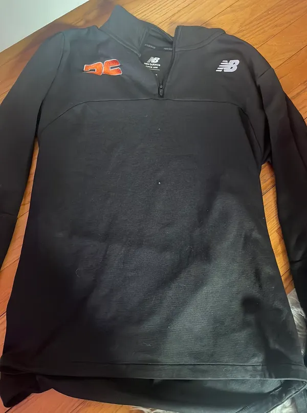 New Balance Sweatshirt - Image 3