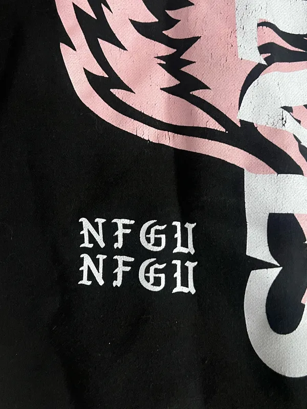 Darc Sport Sweatshirt Breast Cancer Collection - Image 5