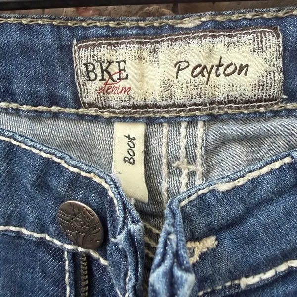 BKE Payton Bootcut Jeans Womens Size 32 Buckle Denim - Image 2