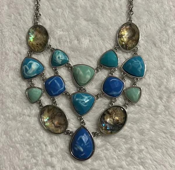Fashion Costume Jewelry Statement Necklace - Image 2