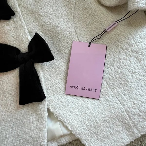 Avec Les Filles Ivory Cream Black Bow Cardigan Blazer NWT - Image 13