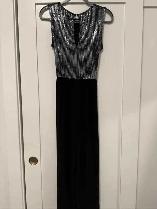Black Sequin Bodice Evening Capri Jumpsuit with Waist Tie - Image 9