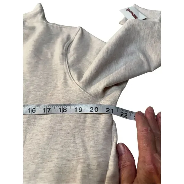 YOGALICIOUS Cloud Plush Womans Sweatshirt Sz L Oatmeal NWT - Image 6