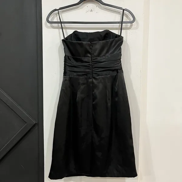 David’s Bridal Formal Bridesmaid Strapless Black Satin Dress Size 4 Pockets - Image 6