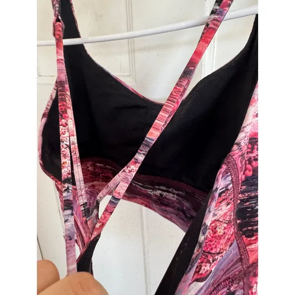 Lululemon‎ Free to Be Bra in Dahliascape size 6 - Image 6