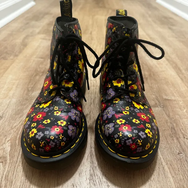 Dr Martens | 1460 Pascal Floral Black Leather Vintage Garden Combat Boots, EU 36 - Image 4