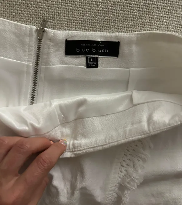 White Skort Size L - Image 3