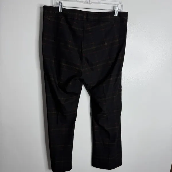 Avenue Montaigne Leo Kick Flare Pant Plaid Black Red Size 12 Dark Academia‎ - Image 3