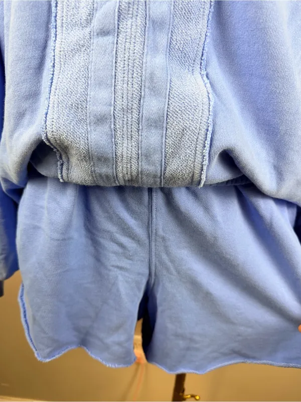 Aerie blue two piece sweatshirt and short set size large - Image 3