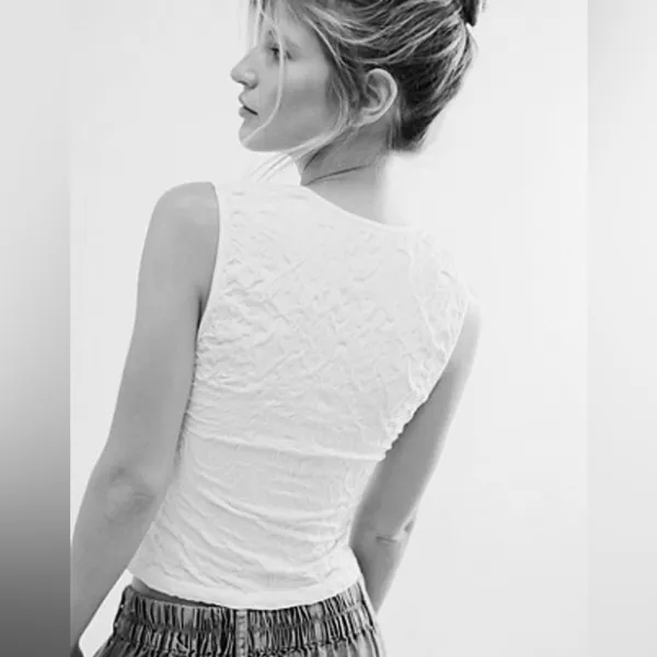 Free People Take Me Home Seamless Cami M/L NWOT - Image 3