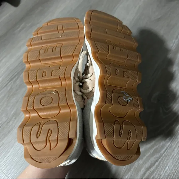Sorel Kinetic‎ Lace Up Sneaker Tennis Shoes in Natural Tan/Blush Size 9 - Image 7