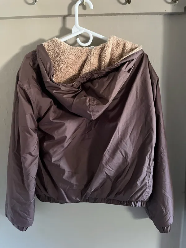 Patagonia Reversible Women's Jacket - Image 5