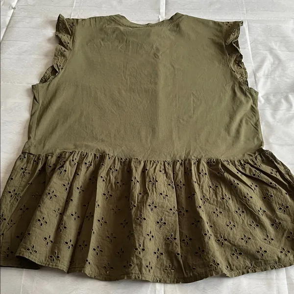 Ann Taylor‎ Olive Eyelet Peplum Ruffle-Sleeve Top - Image 8