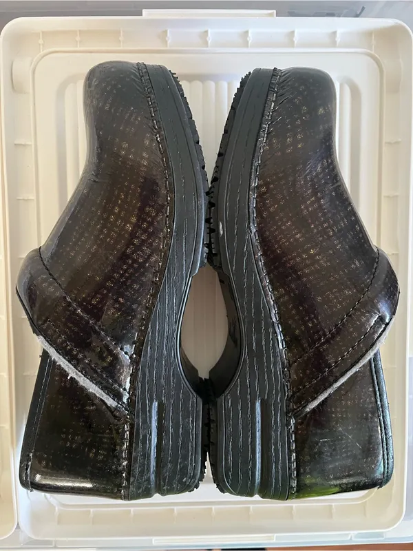 Dansko Black Patent Women's Slip-On Clogs- Size 7.5 - Image 5