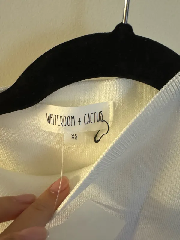Ruby and Jenna white asymmetrical top Size XS - Image 5