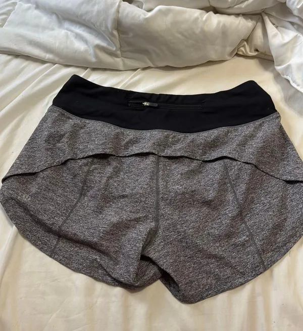 Lululemon Speed Up 4" - Image 2