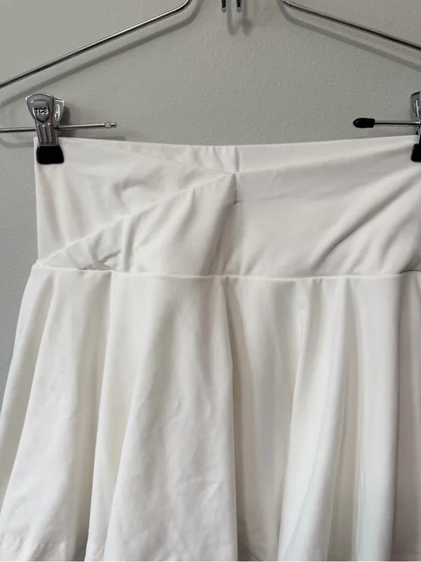Women's White Athletic Skater Style Skort Size S 4 - Image 3