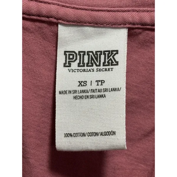 VS PINK Mauve V Neck Short Sleeve Top‎ Size XS Logo Pocket Casual Graphic Back - Image 3