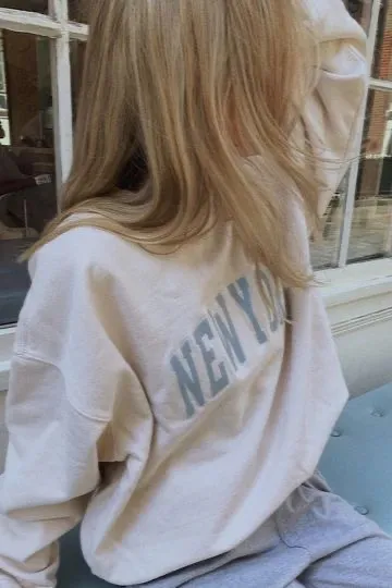 Brandy Melville John Galt New York Crewneck - Image 2