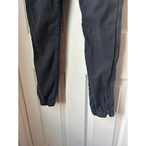 American Eagle Gray Cargo Pants - Size 2 - Image 5