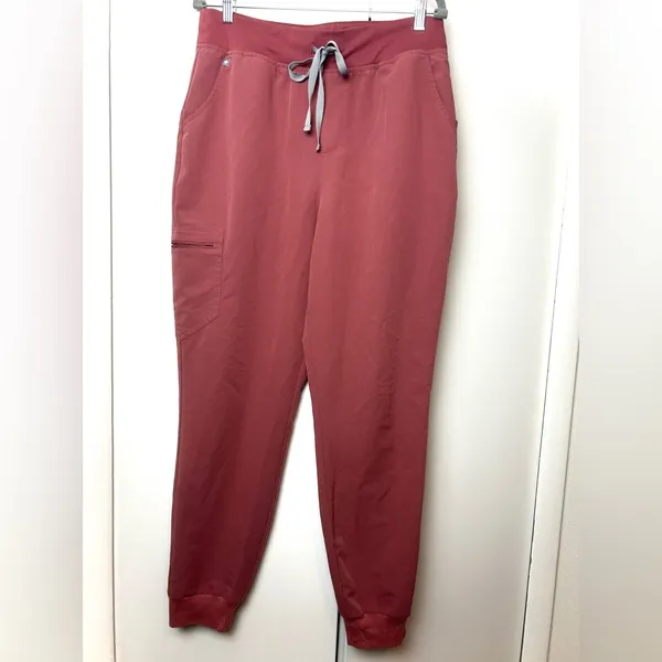 FIGS High Waisted Zamora Jogger style Scrubs in Mauve - Image 3