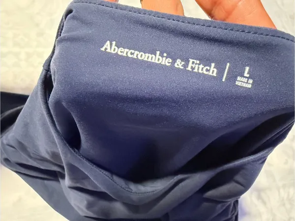 Abercrombie & Fitch navy blue Long-Sleeve Crewneck thong Bodysuit size L - Image 4
