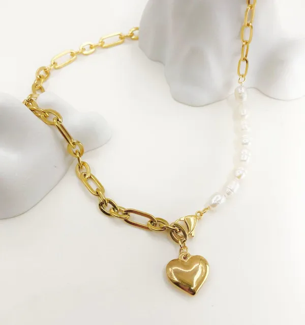 Pearl Beads Heart Pendant Gold Necklace - Image 4