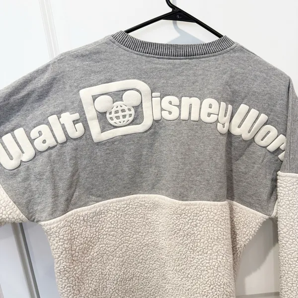 Disney Womens Sherpa Fleece Spirit Jersey Shirt XS Gray Vacation Travel Parks - Image 5