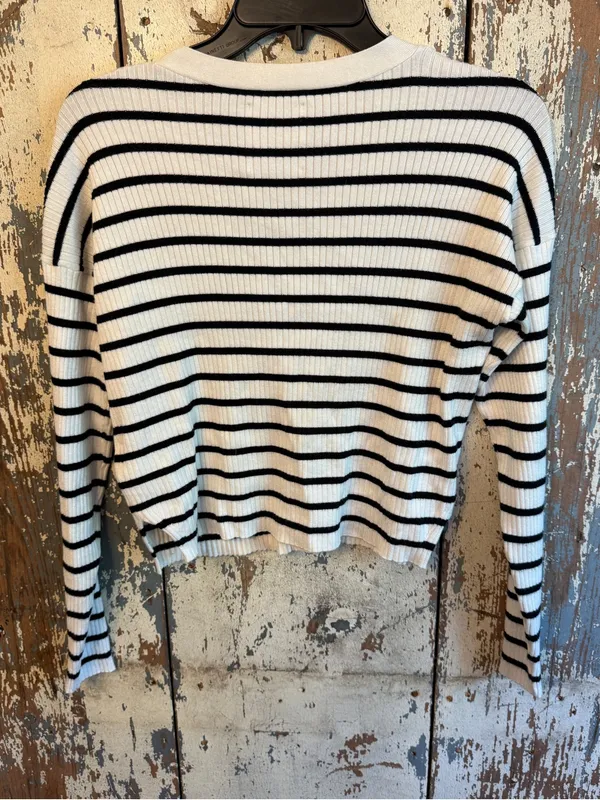 Abercrombie & Fitch striped fitted cardigan size Small black white - Image 4