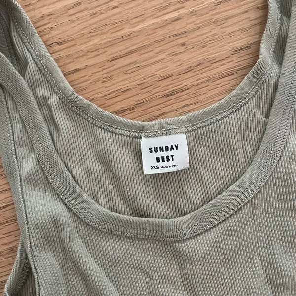 Aritzia Sunday best tank top - Image 2