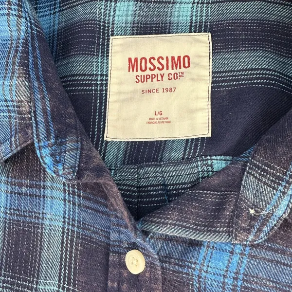 💙Mossimo Supply Co. Blue and Black Plaid Botton Down Shirt - Image 4